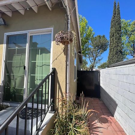 Sweet Tuscan Dreams-Private Entrance & Bathroom With Patio Λος Άντζελες Εξωτερικό φωτογραφία