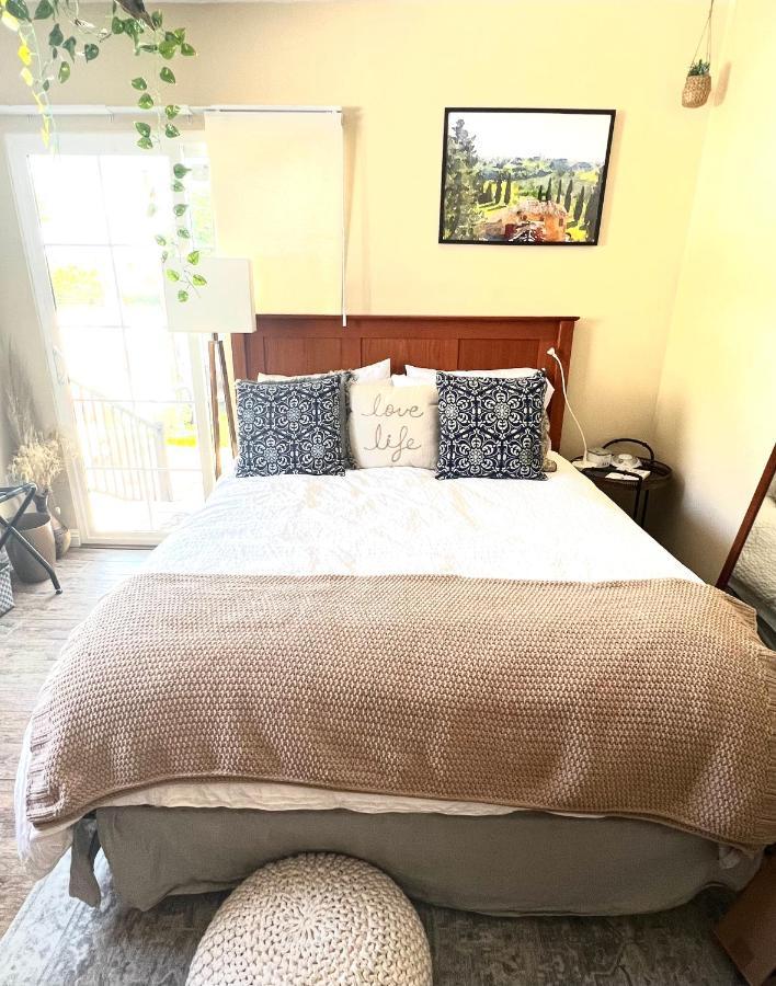 Sweet Tuscan Dreams-Private Entrance & Bathroom With Patio Λος Άντζελες Εξωτερικό φωτογραφία
